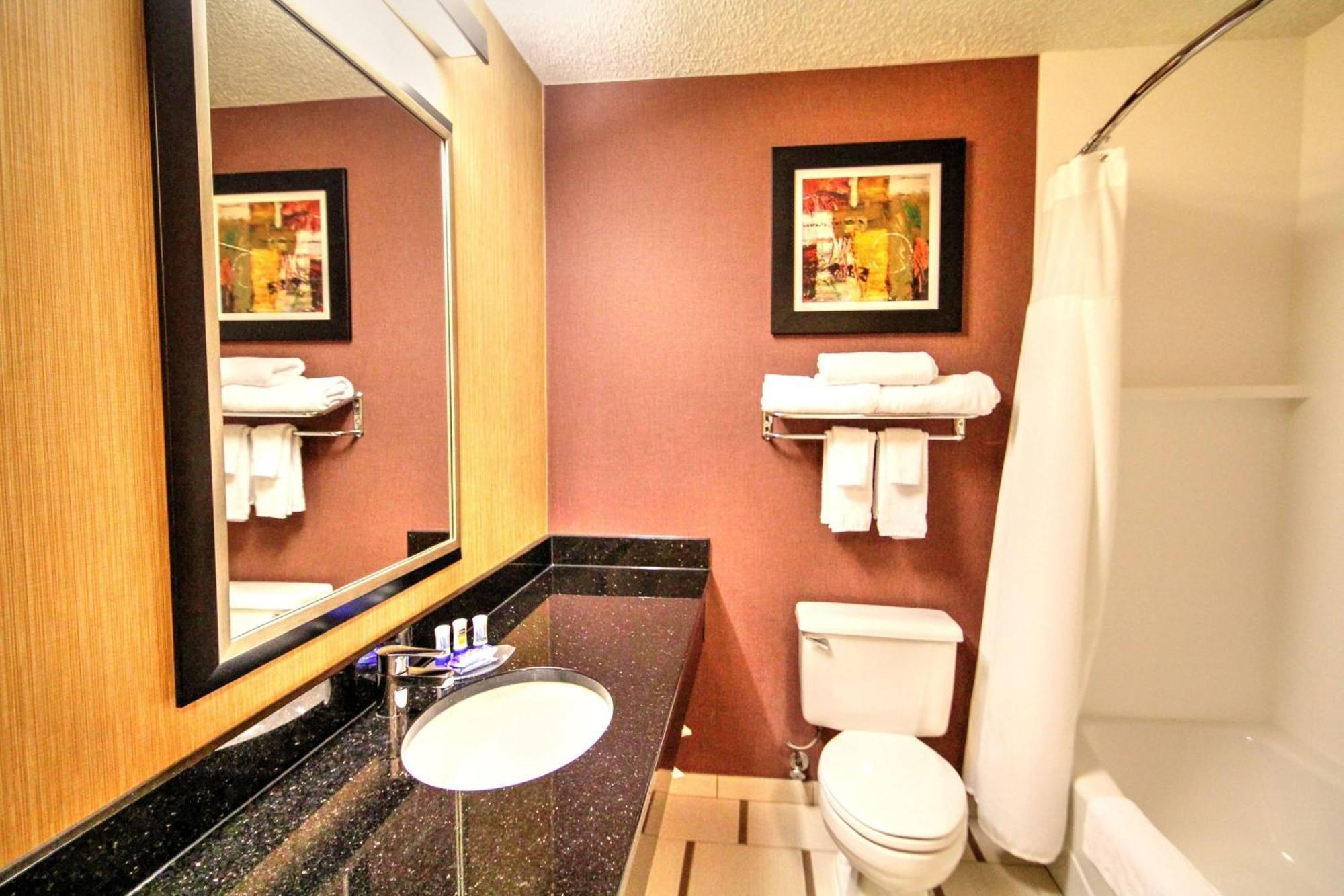 Fairfield Inn Boise Airport Экстерьер фото